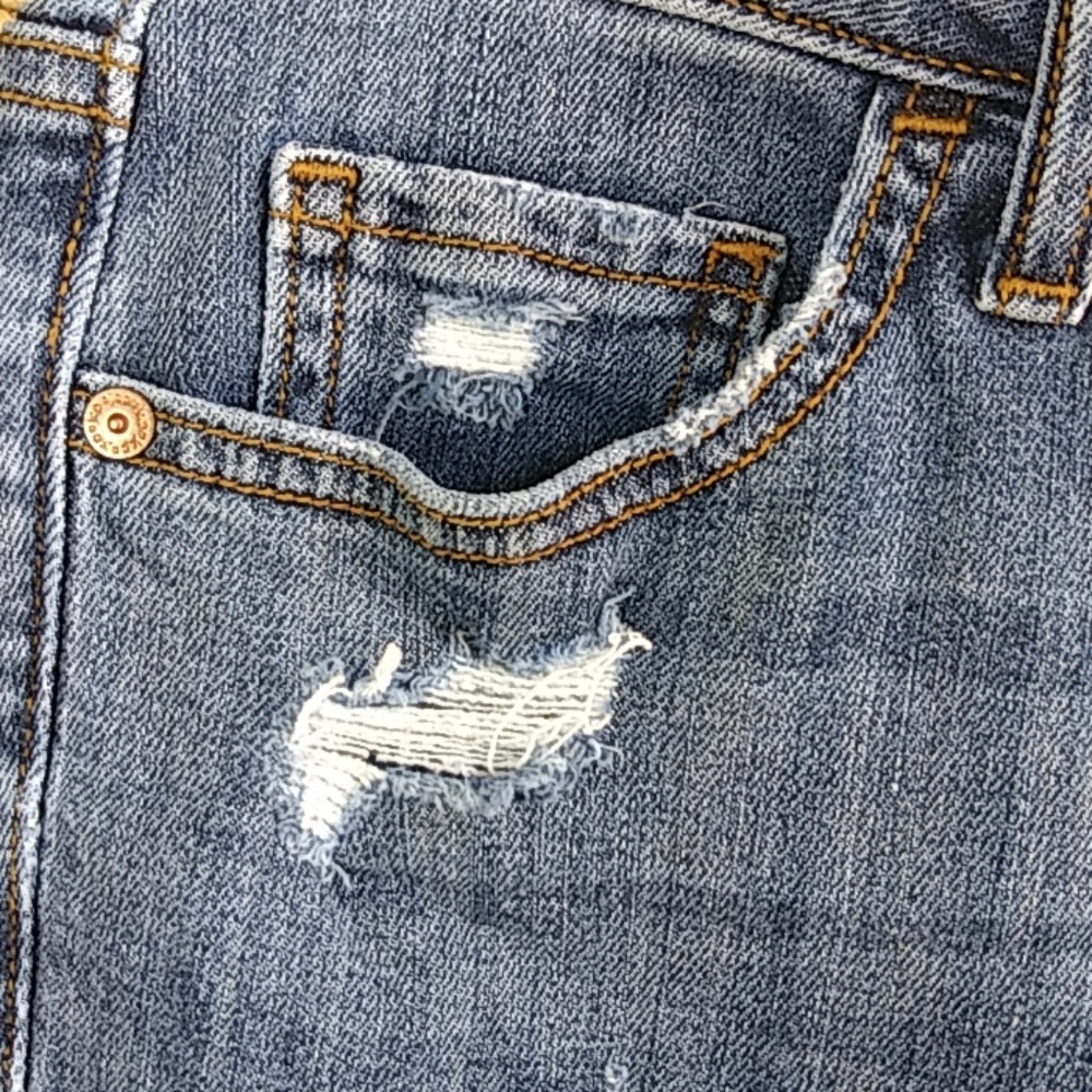 Blue Jeans Boyfriend Size 6 - Picture 6 of 8